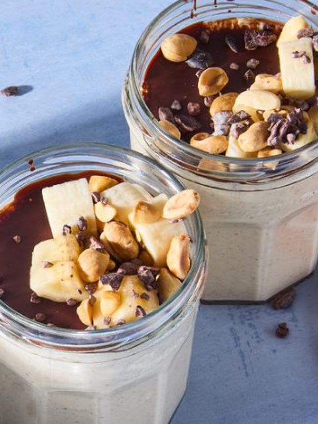 Creamy Peanut Butter & Chocolate Blended Overnight Oats