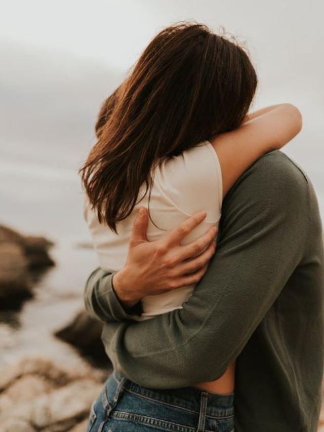 4 Zodiac Signs Who Are Green Flags in Relationships