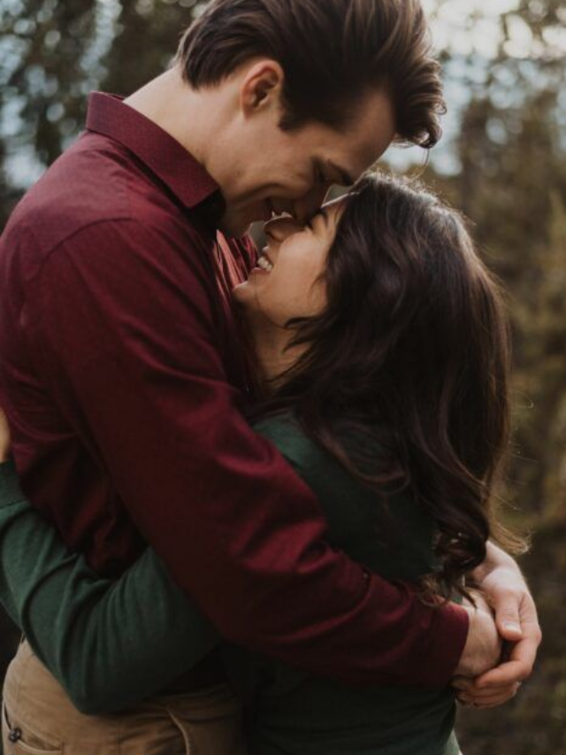 4 Zodiac Signs Famous for Their Passionate Love Lives